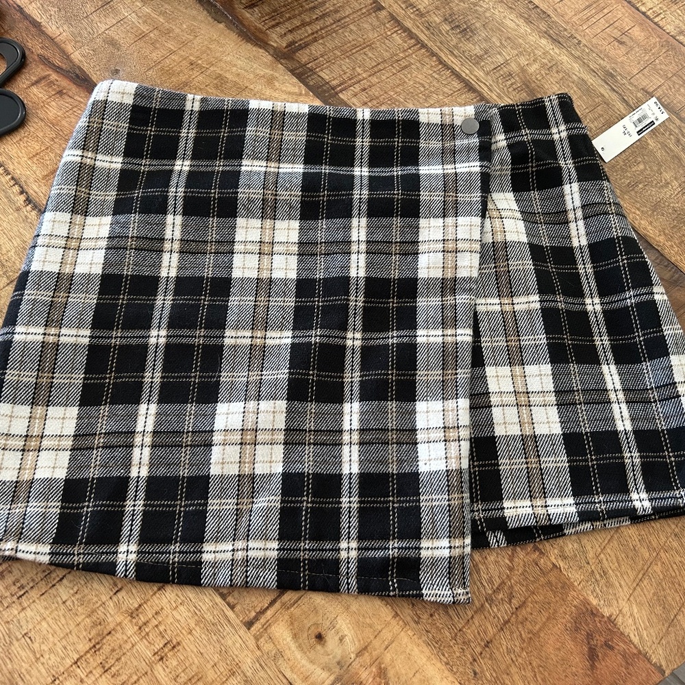 Plaid skirt